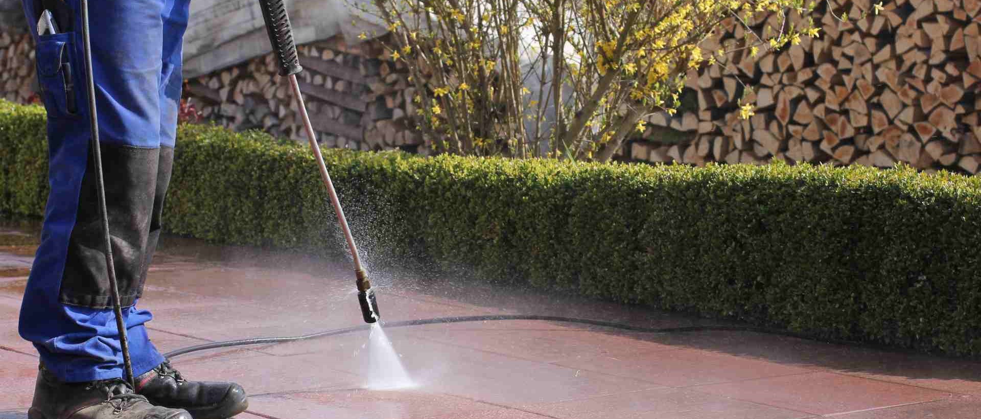 garden maintenance UB3, UB4